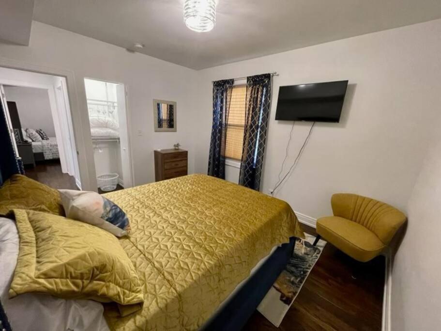 The Blue Golden Luxury Modern 3- Bedroom Apartment In Chicago Eksteriør billede