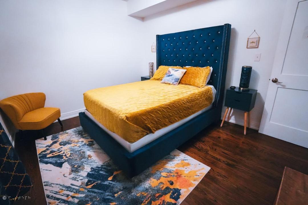 The Blue Golden Luxury Modern 3- Bedroom Apartment In Chicago Eksteriør billede